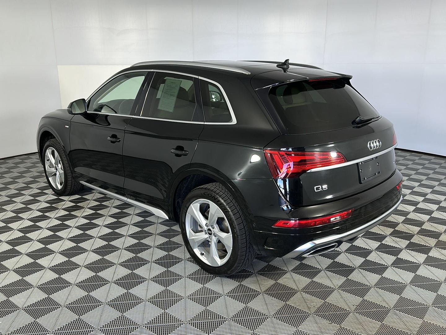 Used 2023 Mythos Black Metallic Audi S line Prestige image 12