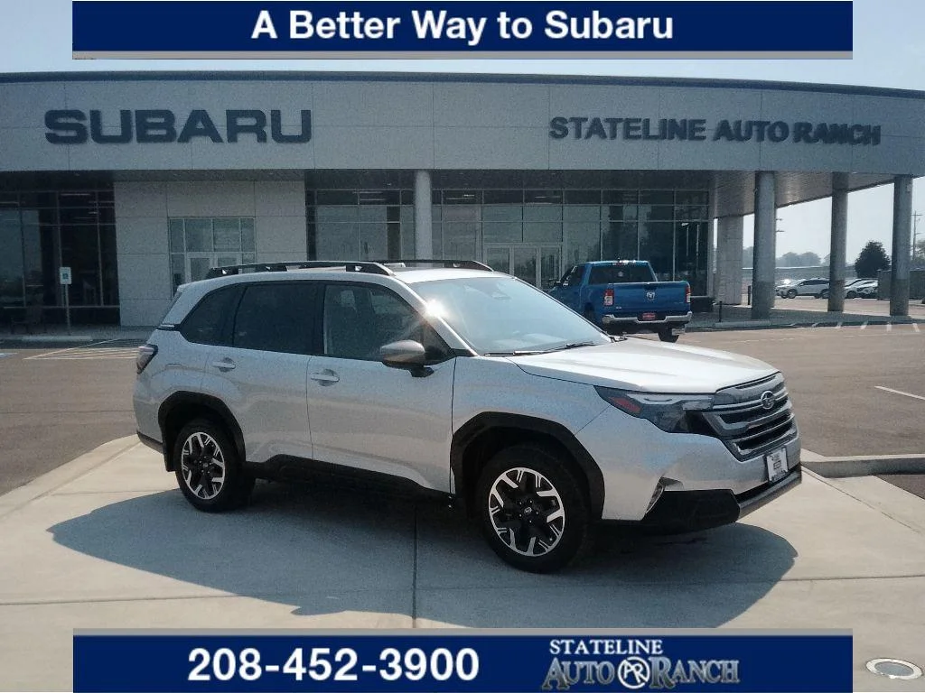 Certified Used 2025 Ice Silver Metallic Subaru Premium image 1