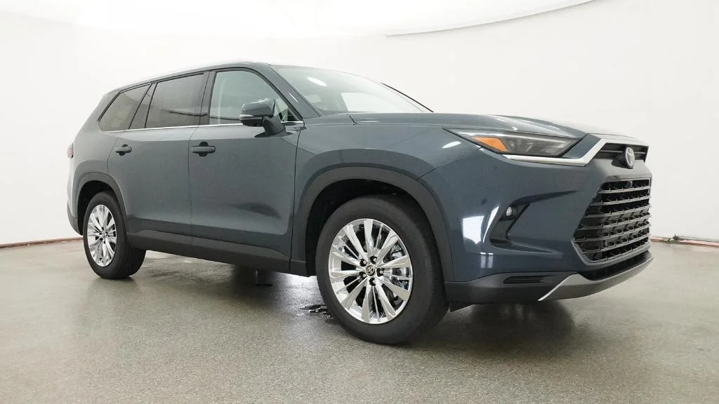 New 2026 Storm Cloud Toyota Platinum image 44