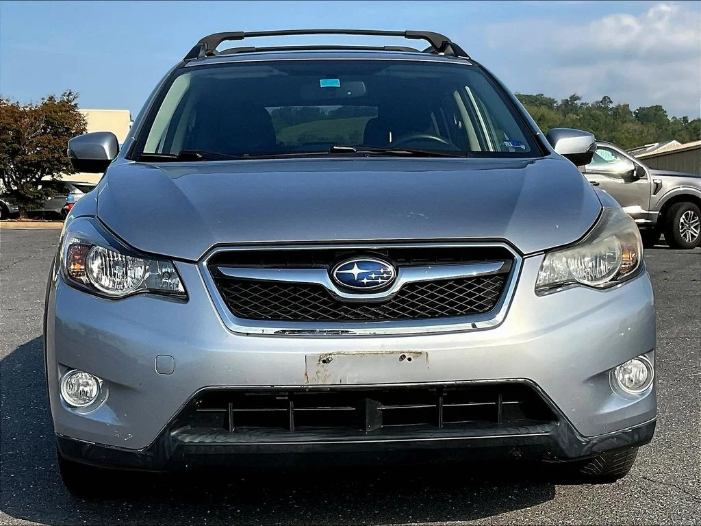 Used 2015 Ice Silver Metallic Subaru 2.0i Limited image 11