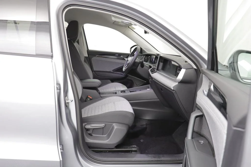 New 2026 Silver Volkswagen 2.0T S image 19