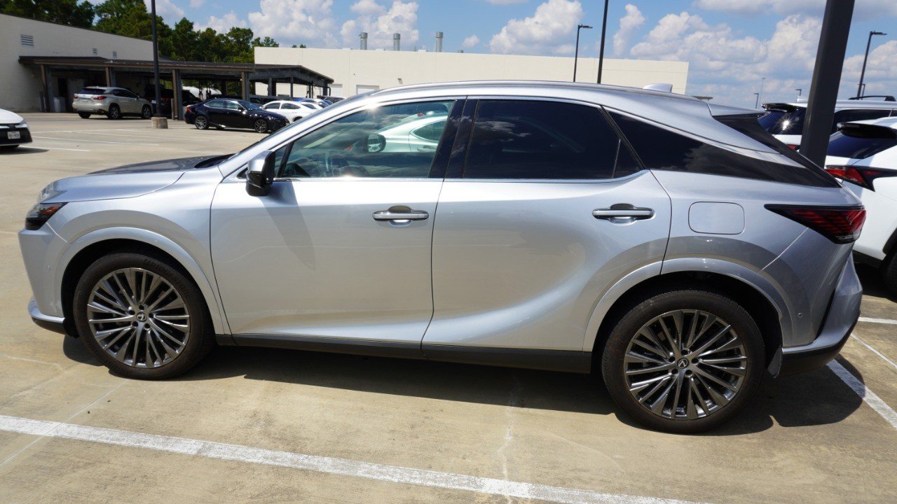 Used 2023 Silver Lexus RX 350 Luxury image 8