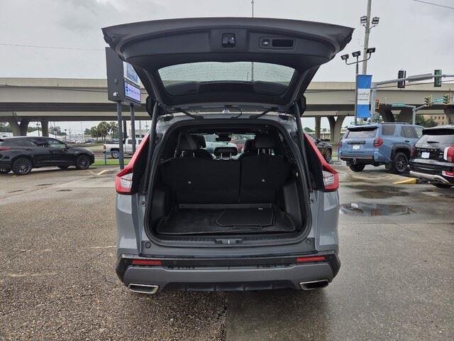 Used 2025 Urban Gray Pearl Honda  image 28