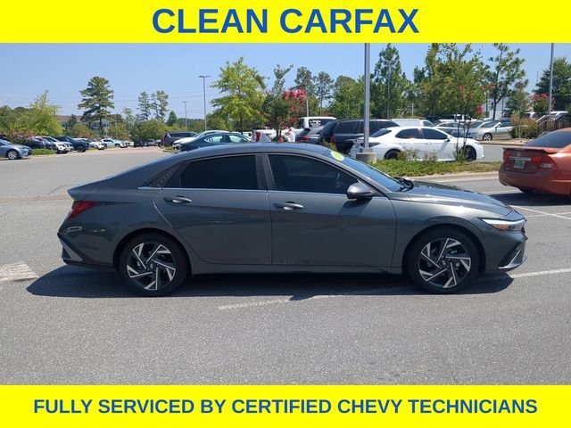 Used 2024 Gray Hyundai Limited image 4