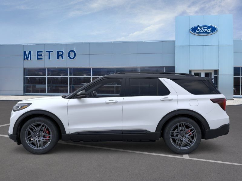 2026 Ford Explorer ST - Photo 4