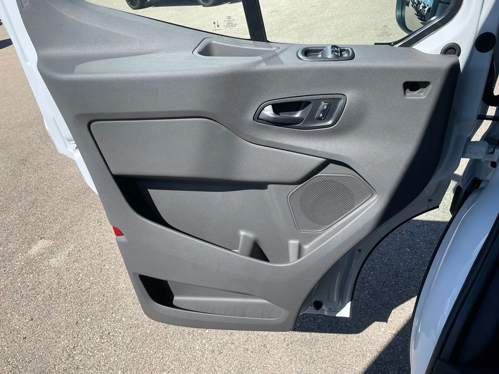 New 2026 Oxford White Ford Cargo Van image 49