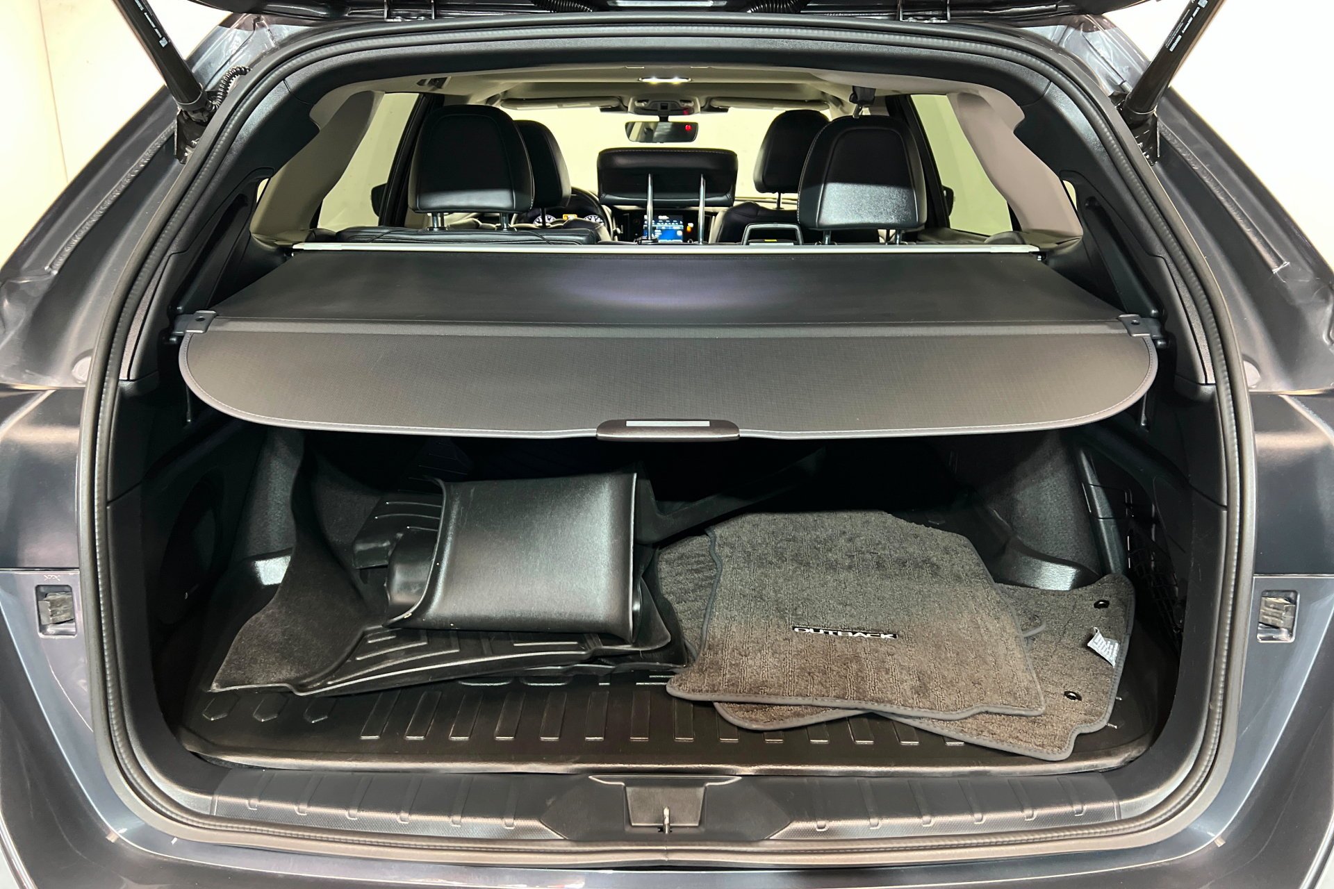 2023 Subaru Outback Limited - Photo 23