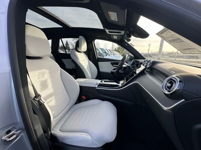 Used 2026 Cirrus Silver Metallic Mercedes-Benz GLC 300 image 27