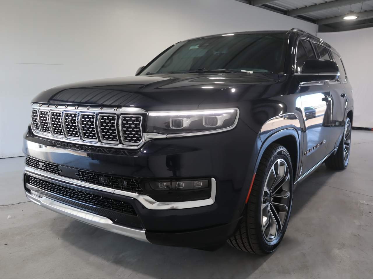 2023 Jeep Grand Wagoneer