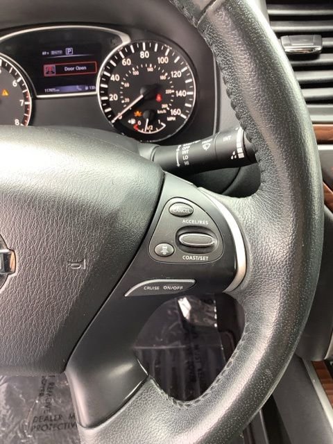Used 2018 Midnight Pine Nissan Platinum image 28