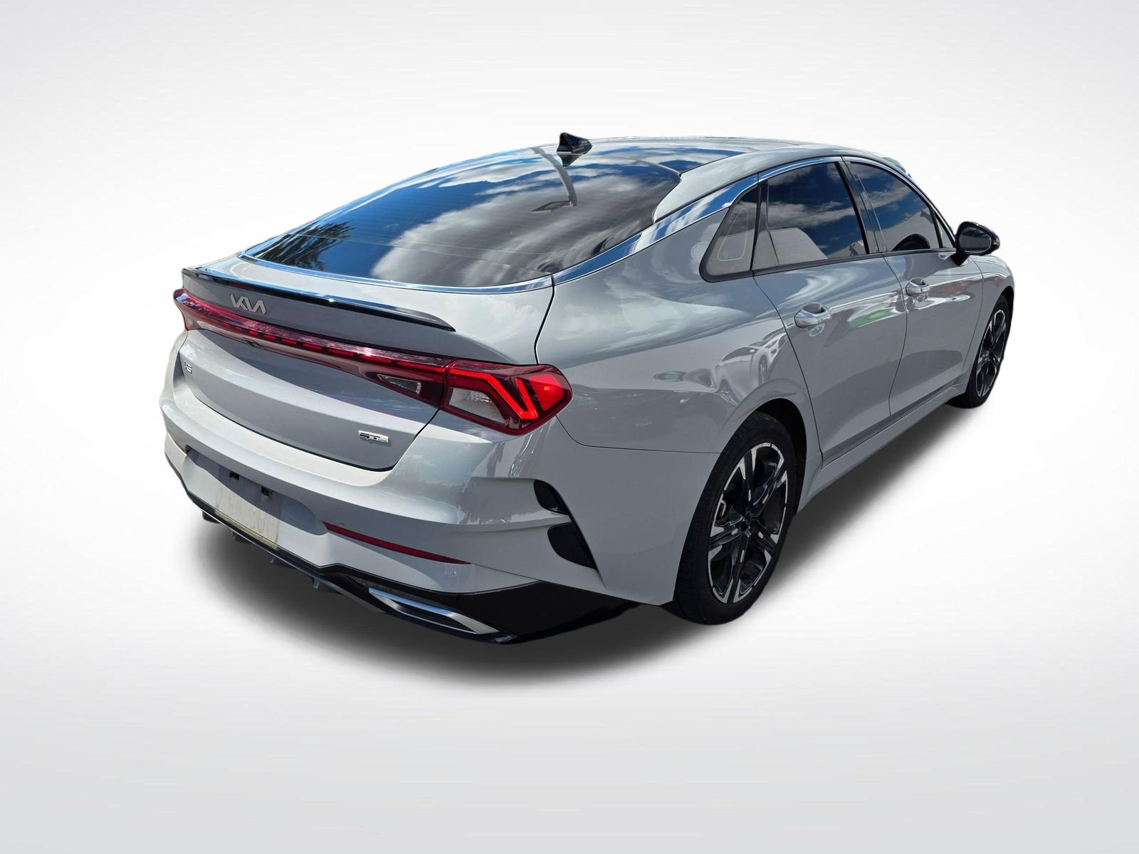 Used 2023 Wolf Gray Kia GT-Line image 5