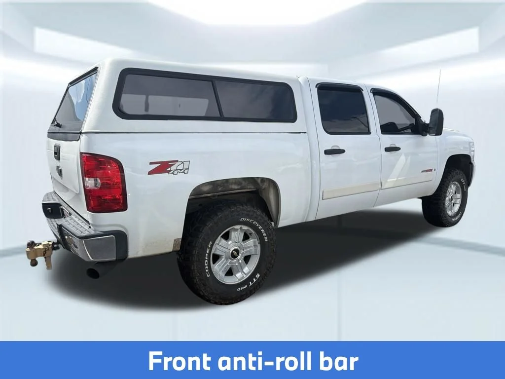 Used 2007 White Chevrolet LT image 15