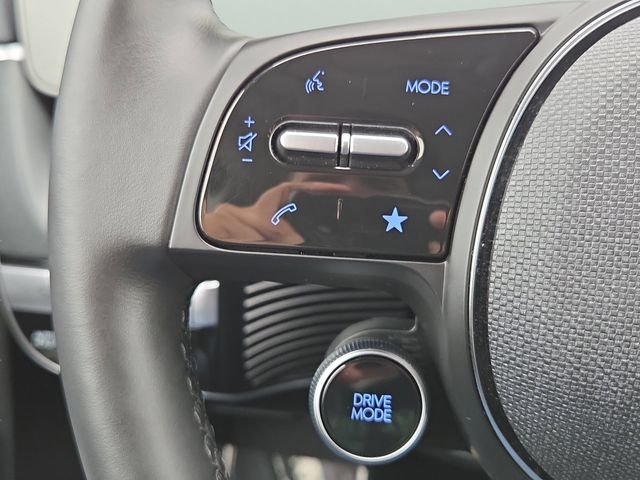 Used 2024 Abyss Black Hyundai SEL image 18