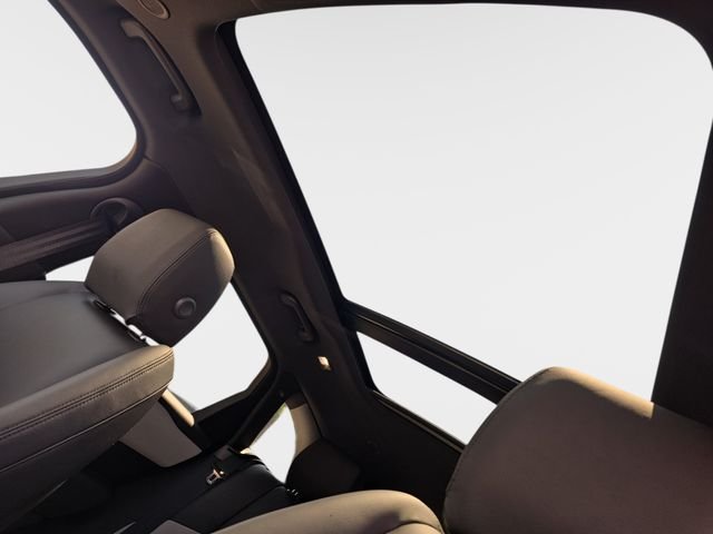 New 2026 Arroios Grey LAND ROVER Dynamic SE image 20