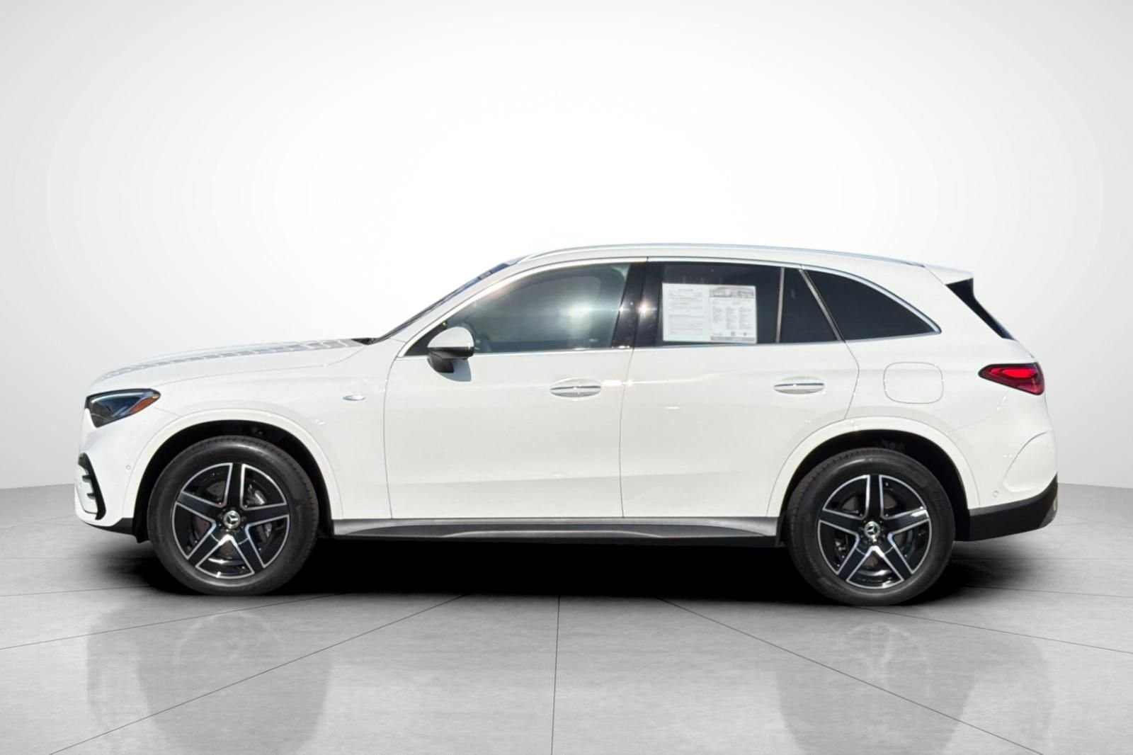 Certified Used 2025 White Mercedes-Benz GLC 350e image 31