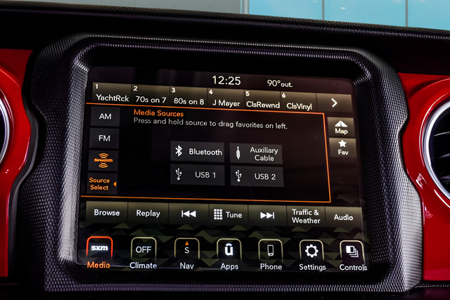 Used 2022 Black Jeep Overland image 27