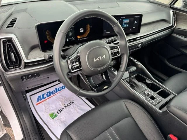 Used 2025 White Kia X-Line EX image 14