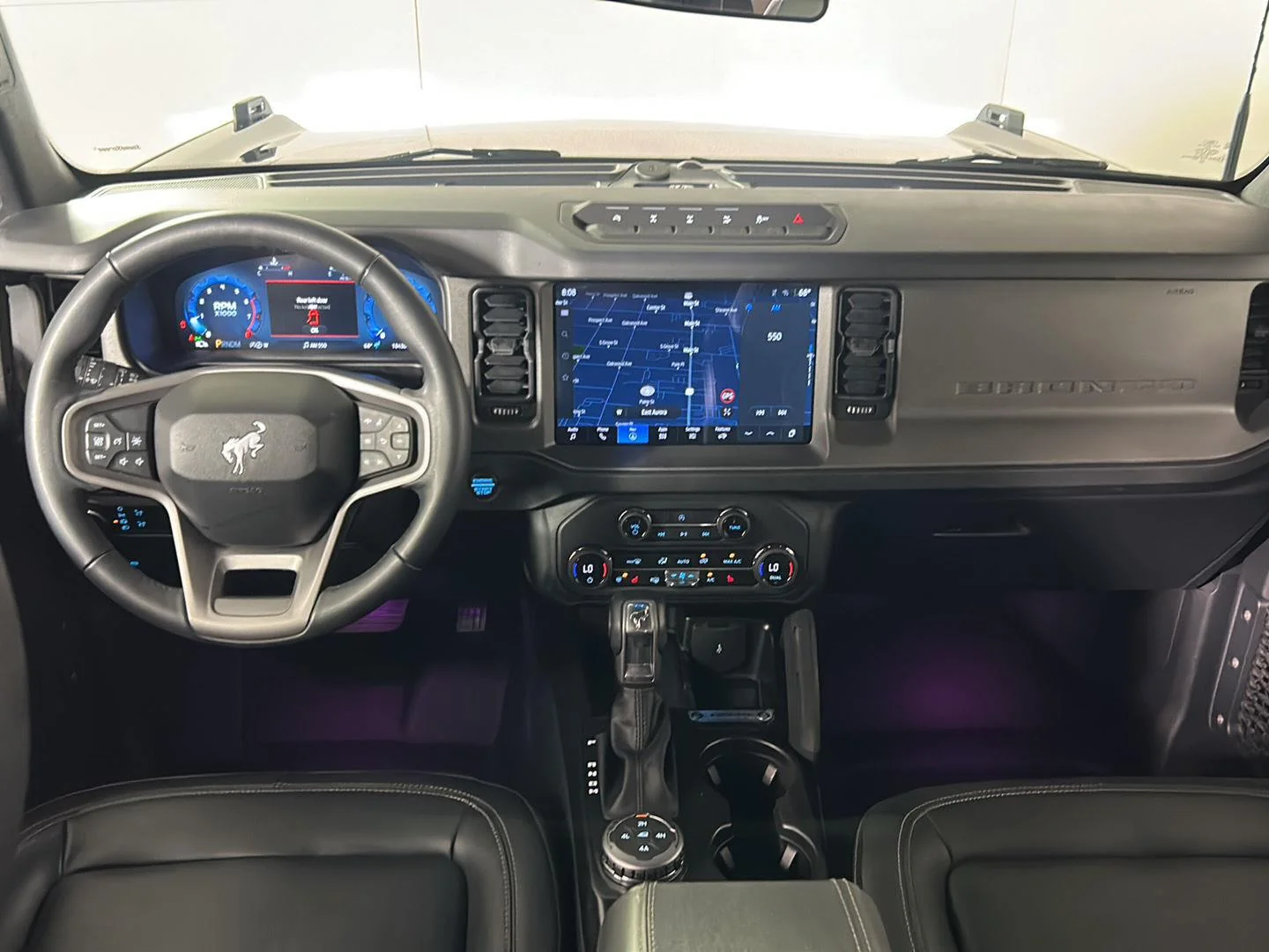 Used 2025 Shadow Black Ford Badlands image 28
