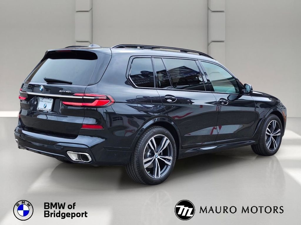 Used 2024 Black BMW xDrive40i image 6
