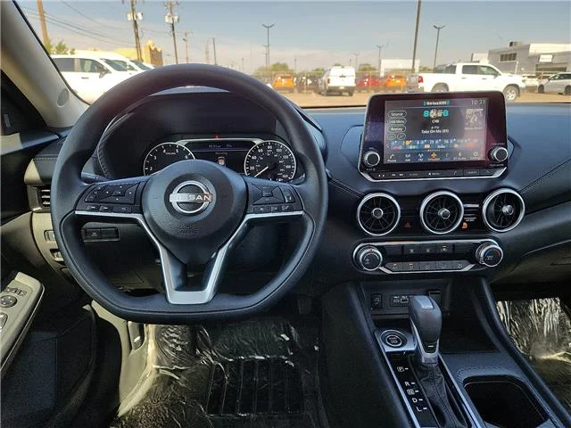 Used 2025 Gray Nissan SV image 10