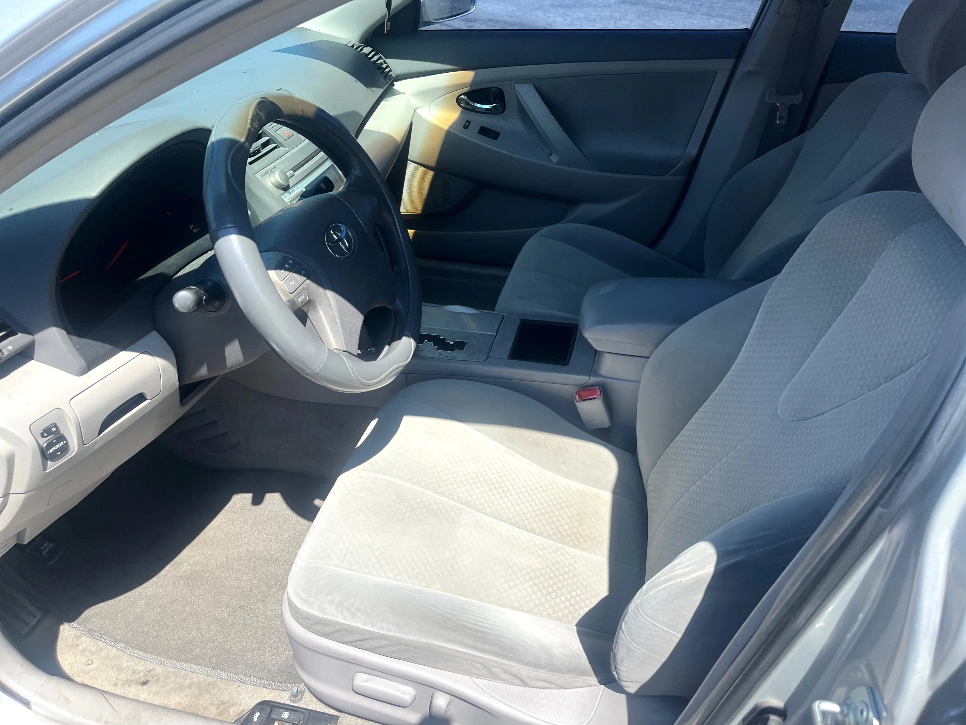 Used 2007 GRAY Toyota CE 5-Spd AT image 9