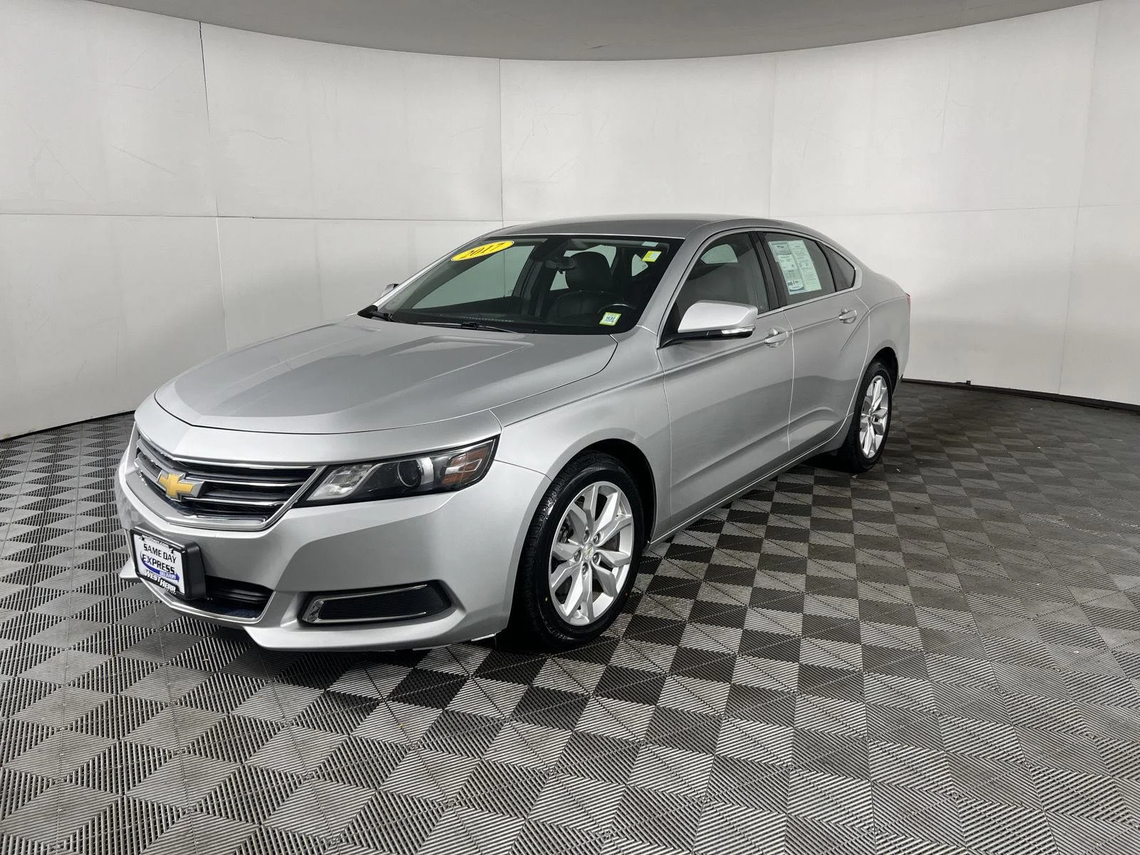 Used 2017 Silver Ice Metallic Chevrolet LT image 16