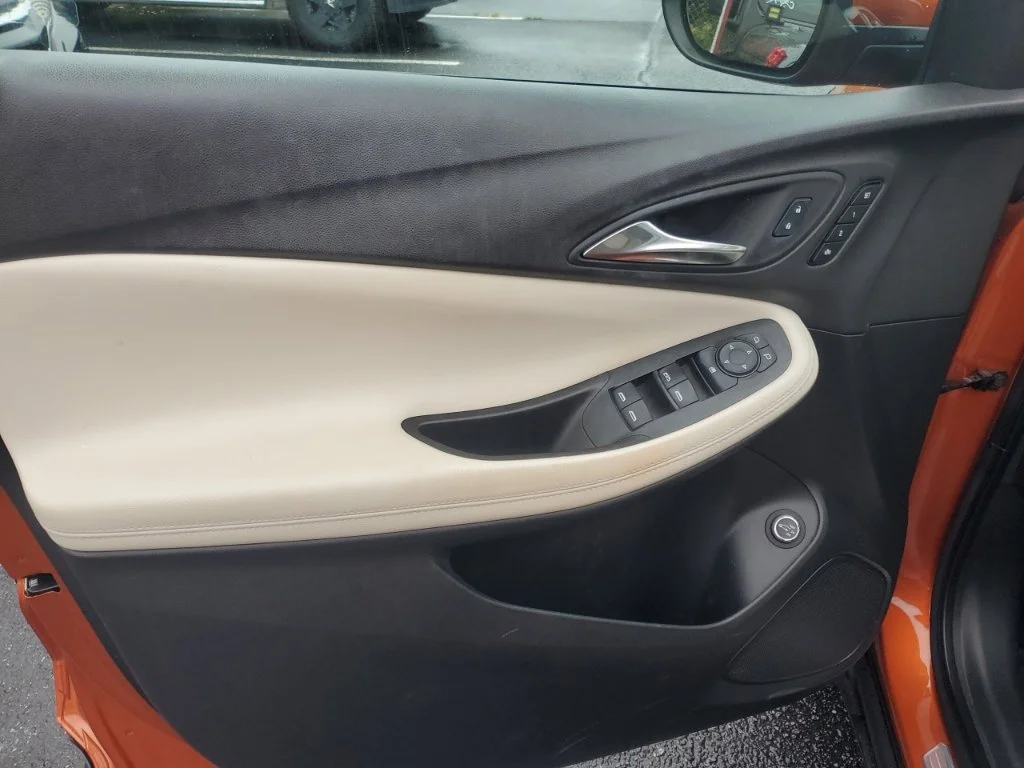 Used 2023 Orange Buick Essence image 16