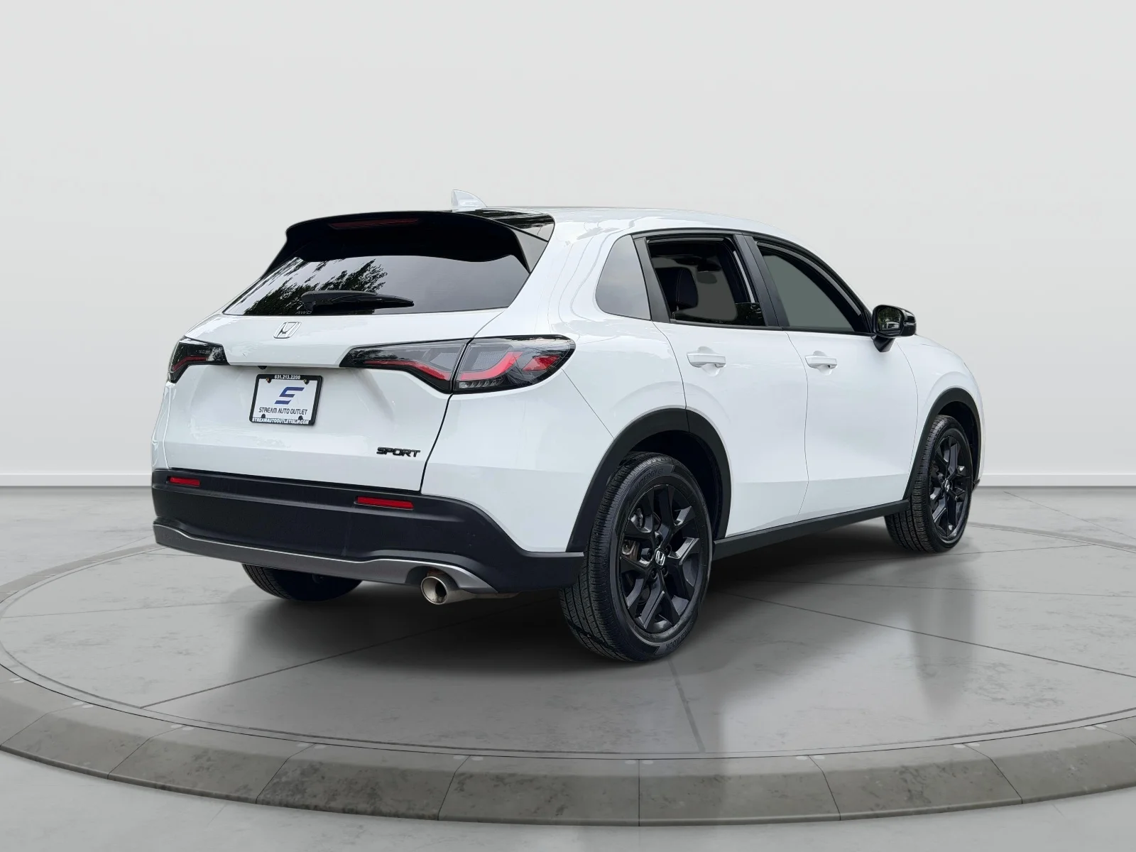 Used 2024 White Honda Sport image 6