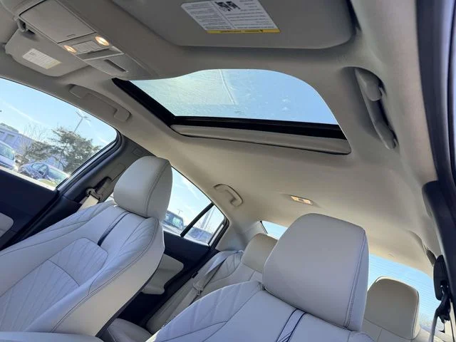 New 2026 Aspen White TriCoat Nissan SL image 17