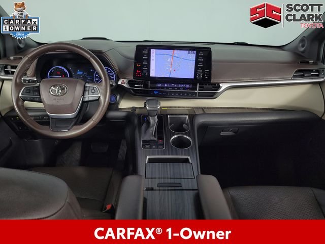 Used 2021  Toyota Platinum image 27