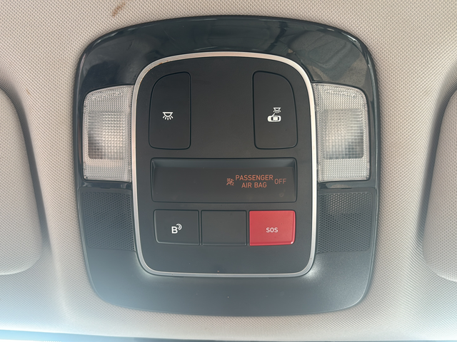 Used 2024 Blue Hyundai SEL image 30