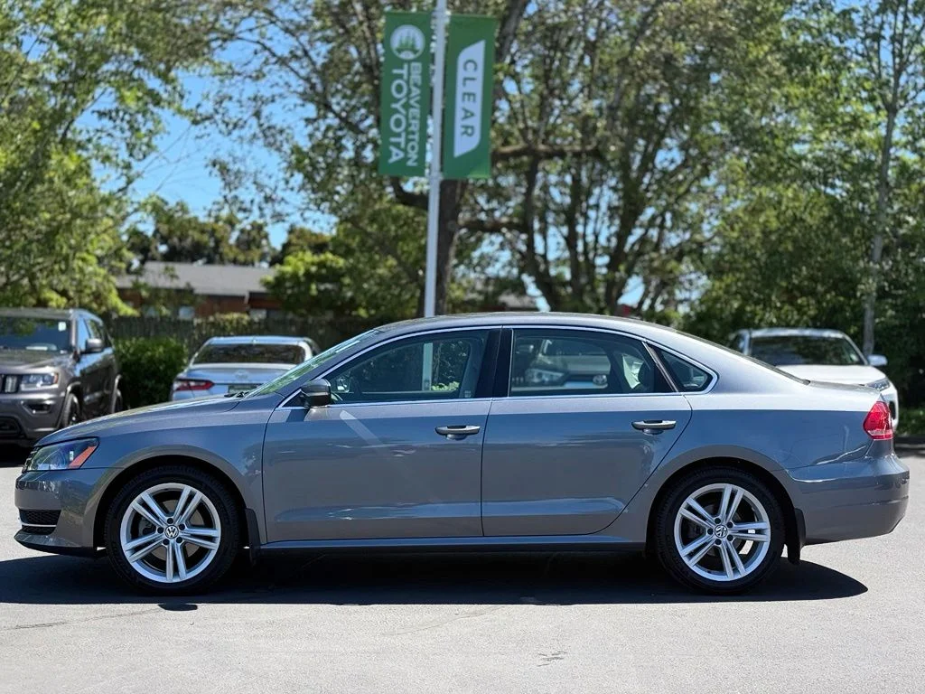 Used 2014 Volkswagen Passat SE with VIN 1VWBN7A39EC095799 for sale in Beaverton, OR