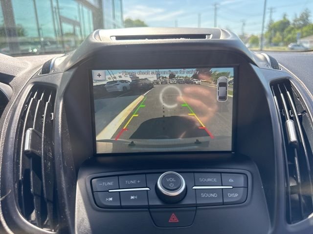 Used 2017 Gold Ford SE image 15