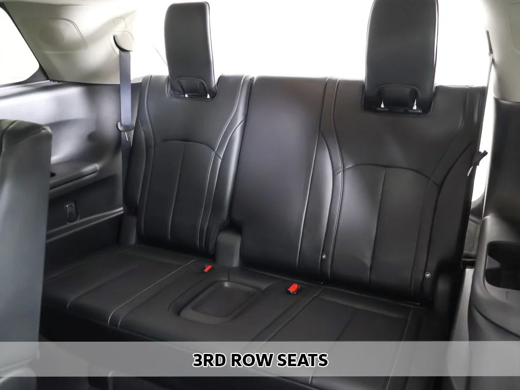 Used 2023 Titanium INFINITI LUXE image 10