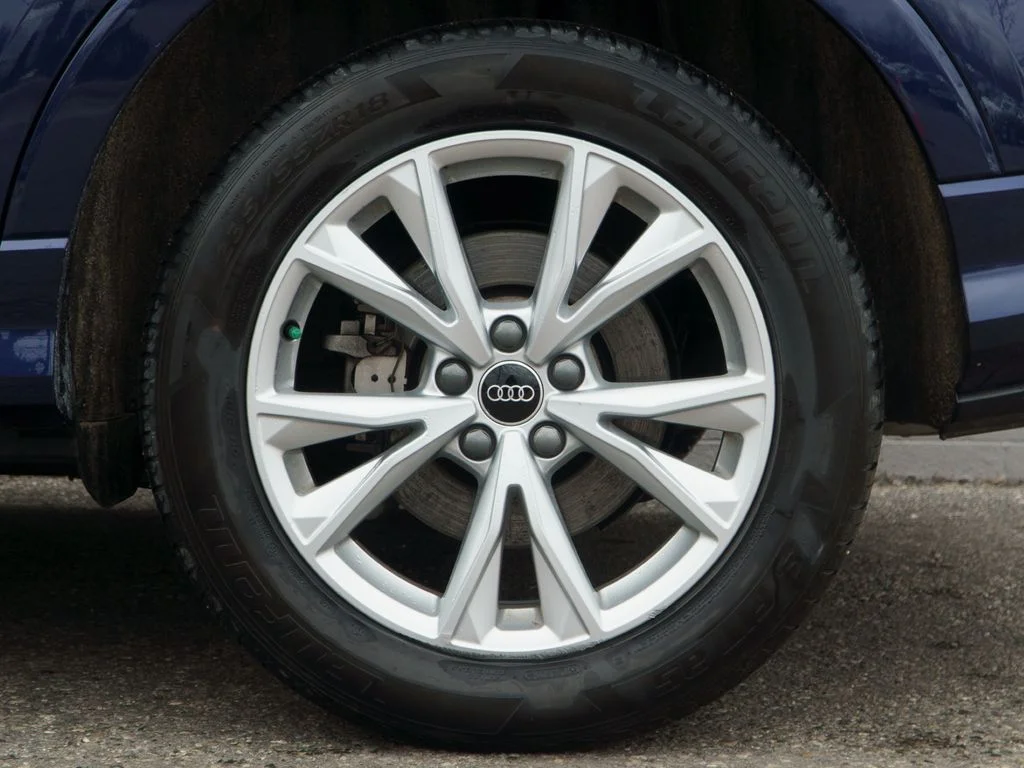 Used 2022  Audi  image 12