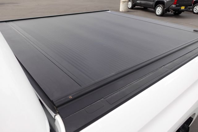 Used 2016 White Toyota SR5 image 11