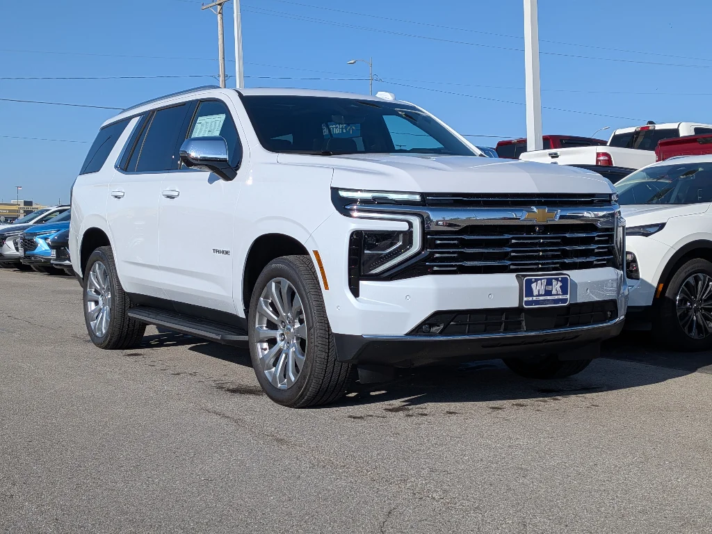 New 2026 Polar White Tricoat Chevrolet Premier image 1