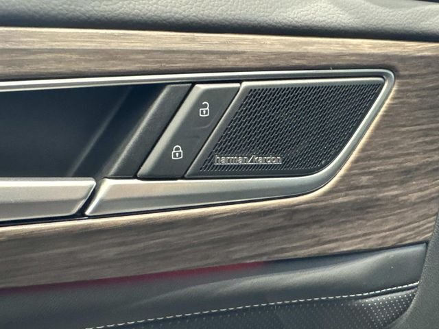 2025 Volkswagen Atlas SEL Premium R-Line - Photo 20