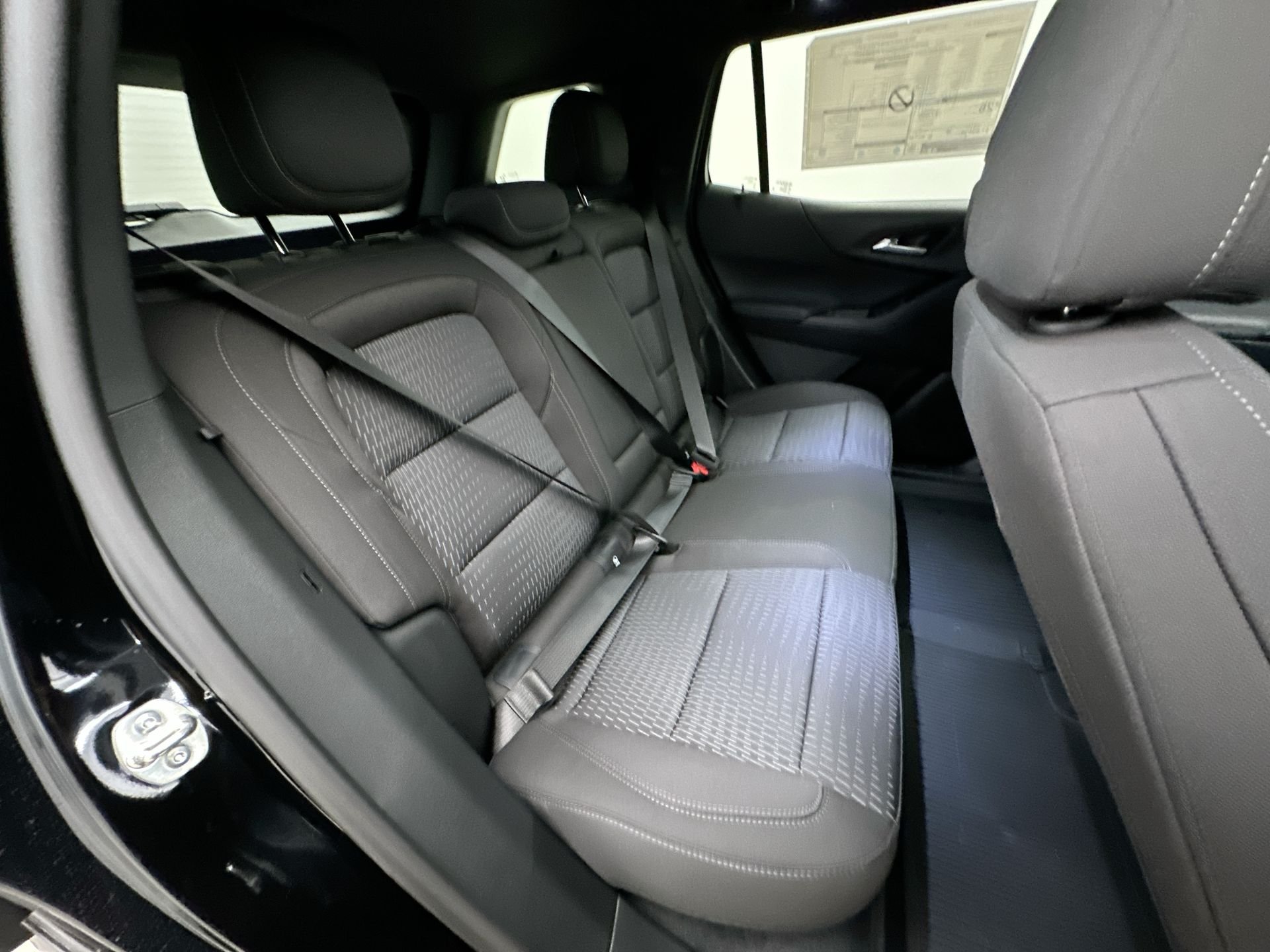 2027 Chevrolet Equinox LT - Photo 83