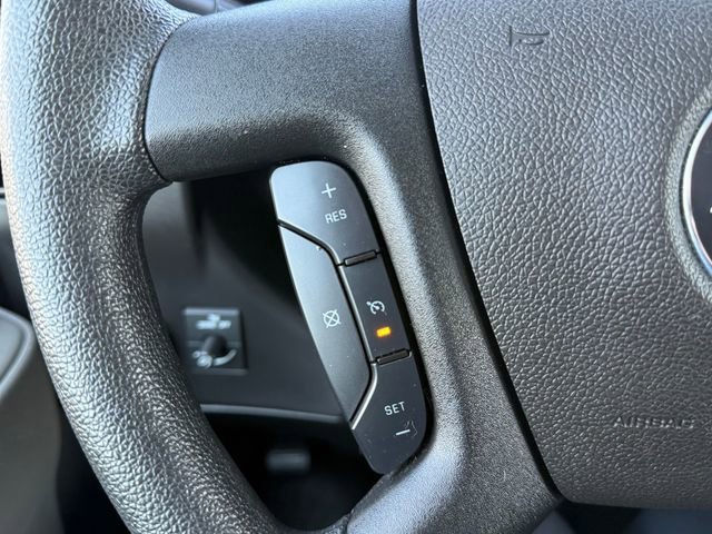 Used 2023 Summit White Chevrolet 1LT image 19