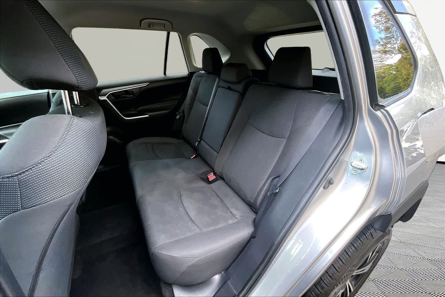 Used 2021 Silver Sky Metallic Toyota LE image 20