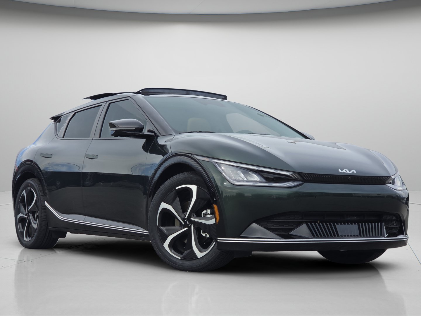 Used 2023 Kia EV6 GT-Line with VIN KNDC3DLCXP5153581 for sale in Bountiful, UT