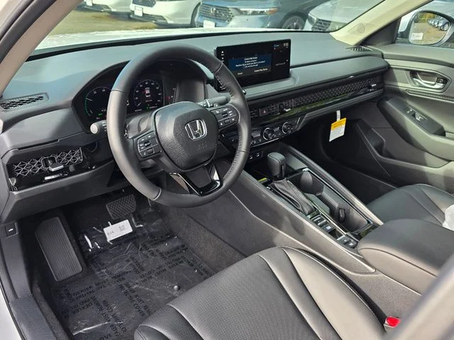 2025 Honda Accord Hybrid EX-L - Photo 13