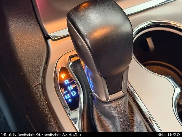 Used 2022 White Jeep Laredo X image 29