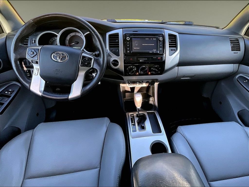 Used 2015 Silver Toyota Base image 21