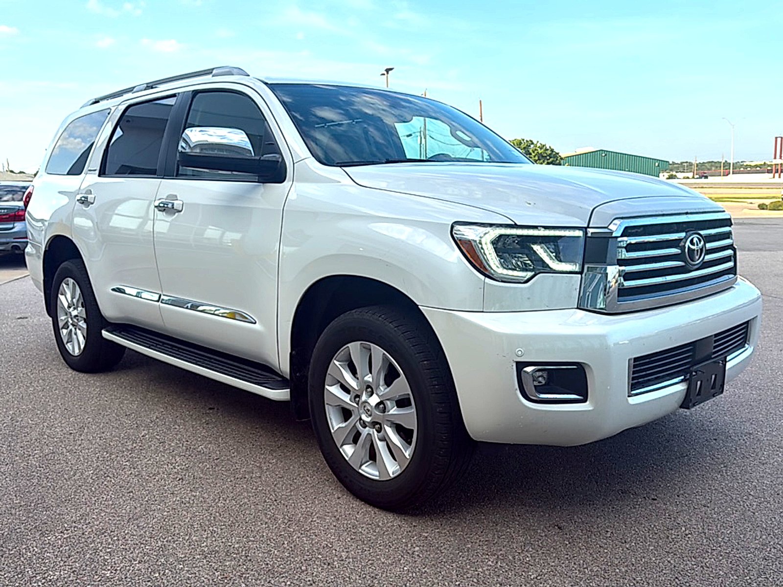 Used 2020 Blizzard Pearl Toyota Platinum image 3