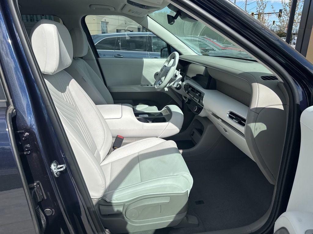 New 2026 Blue Hyundai SEL AWD image 37