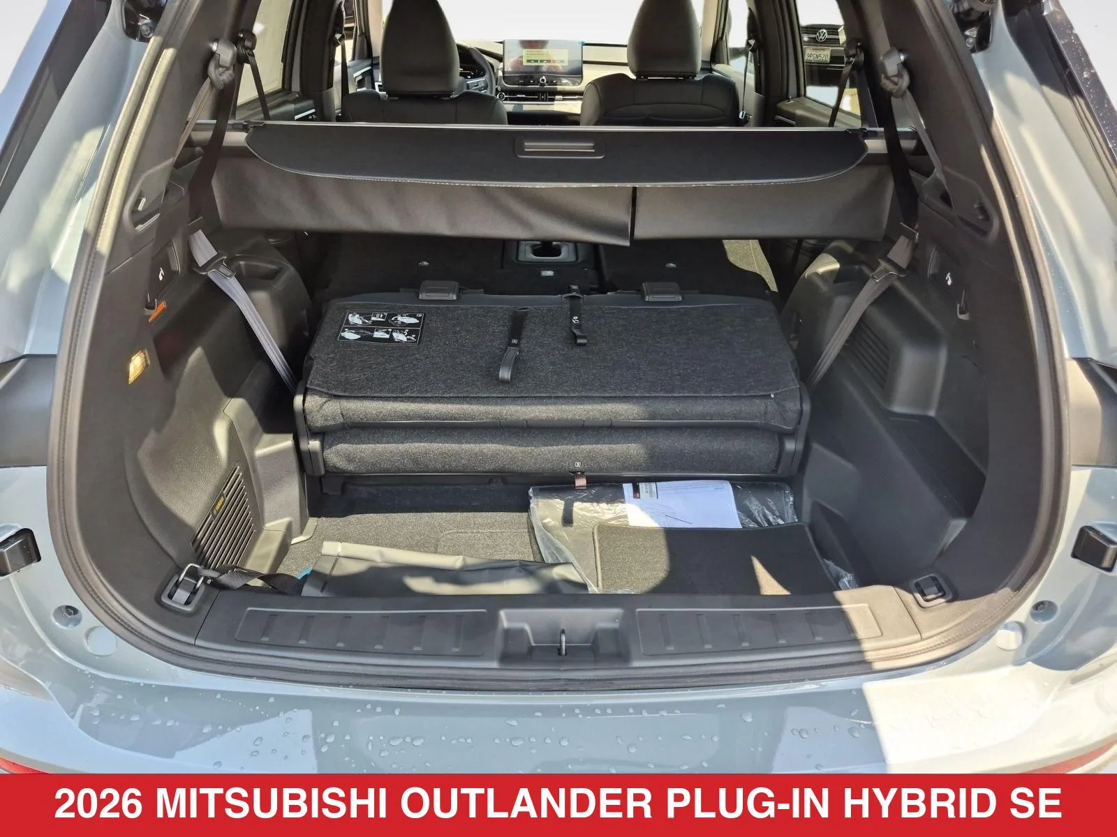New 2026 Gray Mitsubishi SE image 25