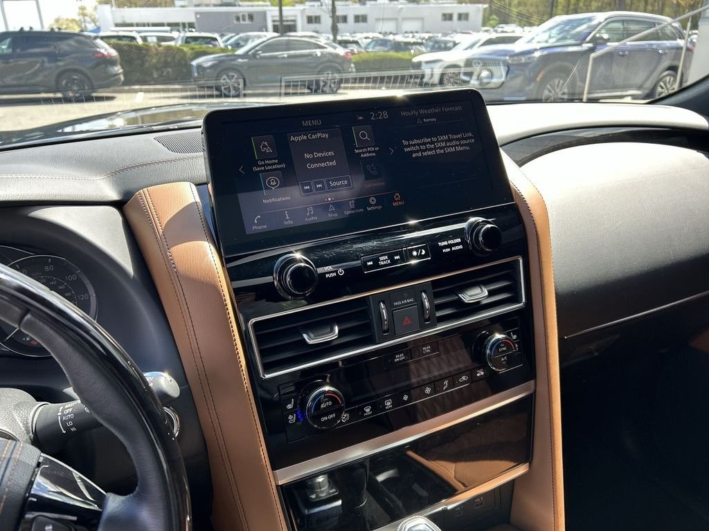 Certified Used 2024 Black INFINITI Sensory image 20