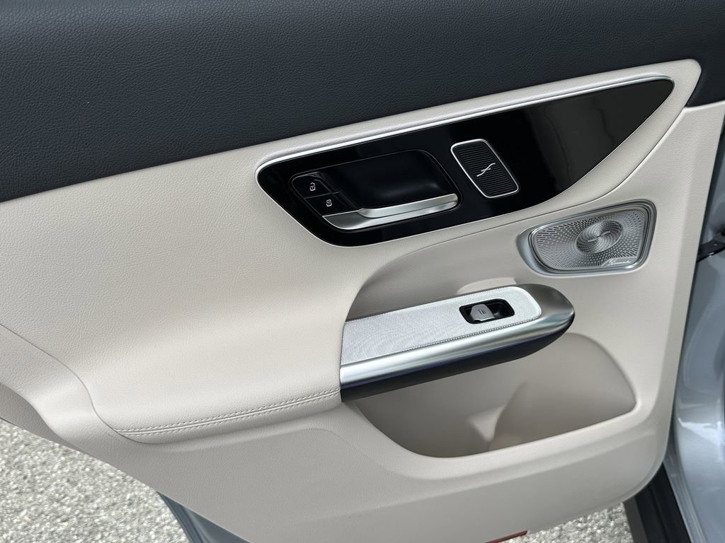 New 2026 Cirrus Silver Metallic Mercedes-Benz GLC 300 image 25